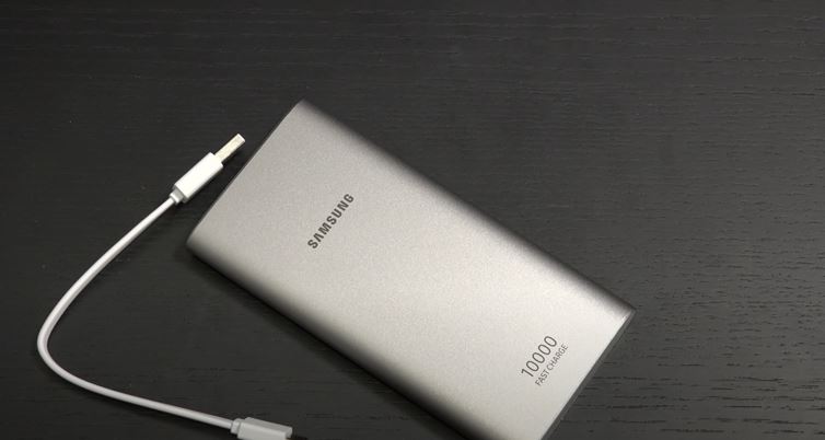 10,000 mah battery how many charges