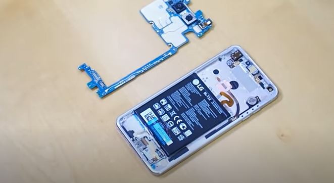 can i use a lower mah battery in my phone