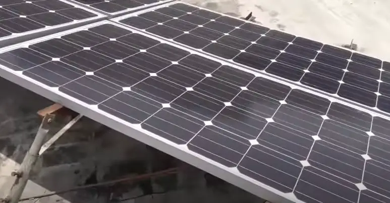 how hot do solar panels get