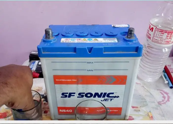 what is the ratio of distilled water and sulfuric acid in battery