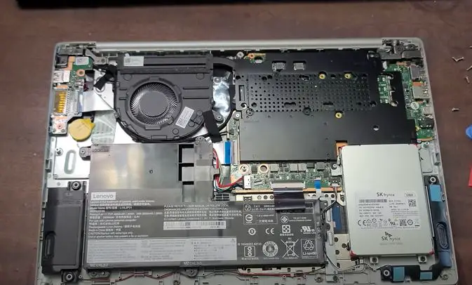 why do laptops have non-removable batteries