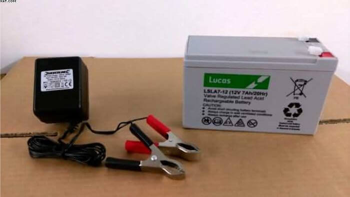 how long to charge lead acid battery